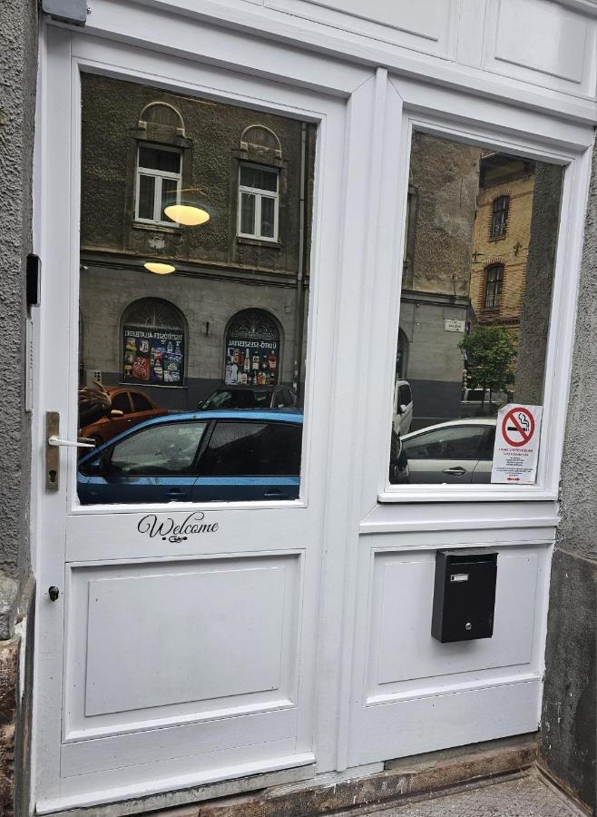 7Dab 8 Contactless Self Check-In Hotel Budapesta Exterior foto